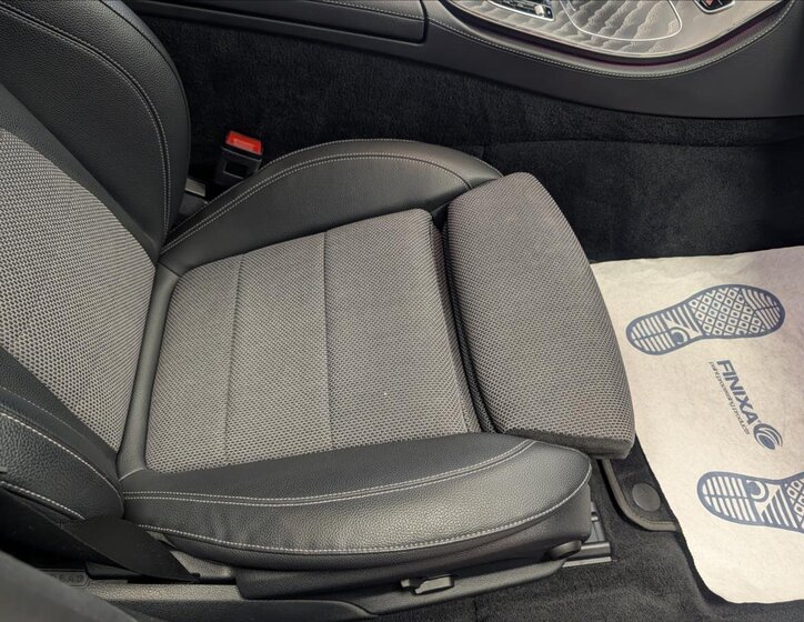 Mercedes-Benz Třídy E Kombi 2,0 l 143 kw