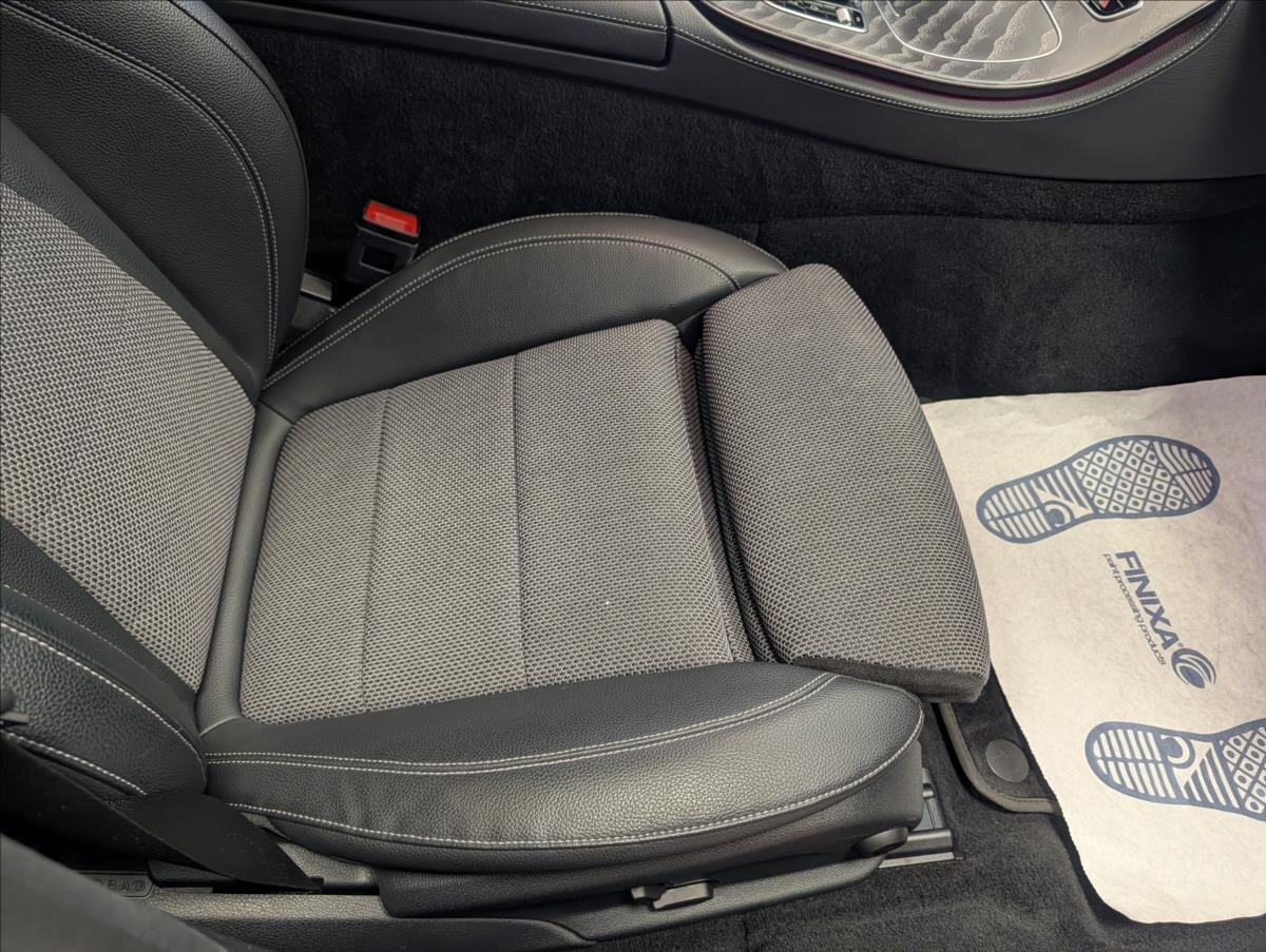 Mercedes-Benz Třídy E Kombi 2,0 l 143 kw