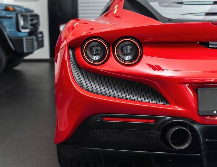 Ferrari Ostatní Kupé 3,9 l 530 kw