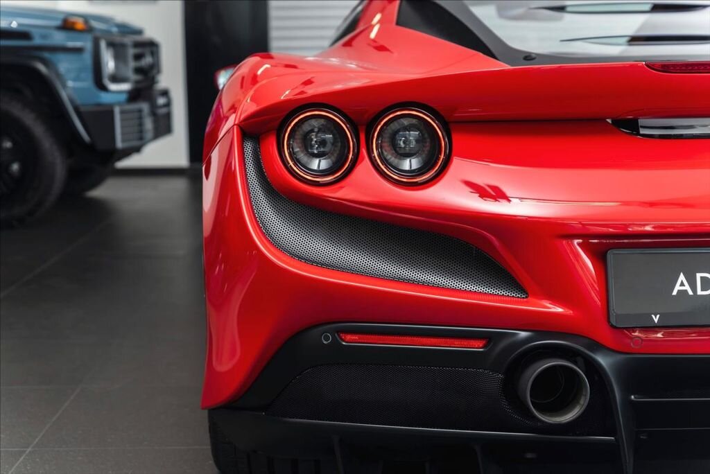 Ferrari Ostatní Kupé 3,9 l 530 kw