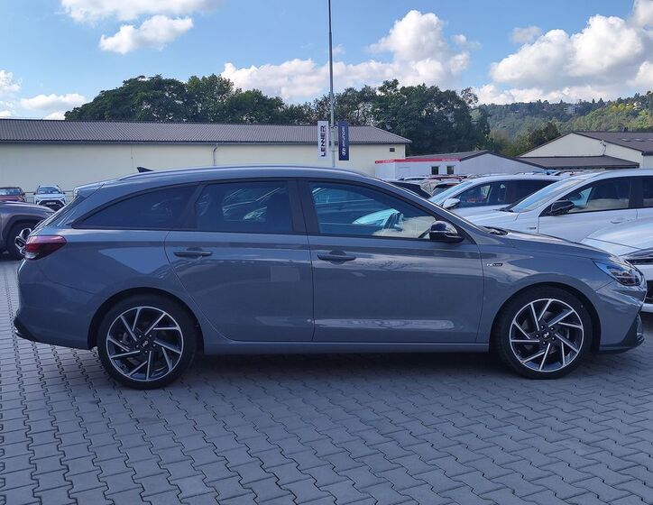 Hyundai i30 4