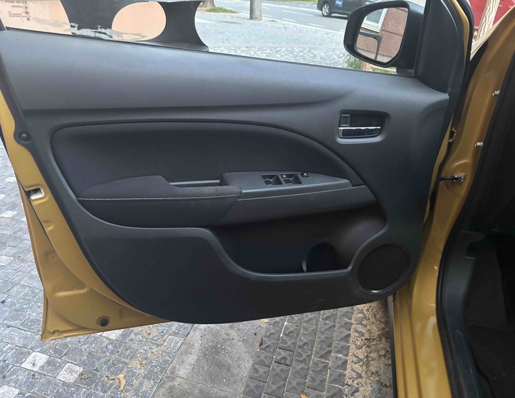 Mitsubishi Space Star 10