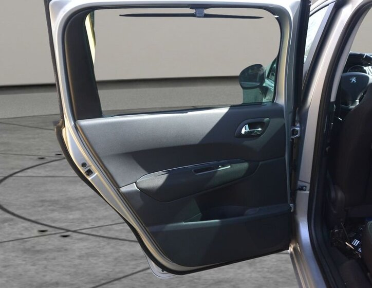 Peugeot 5008 MPV 1,6 l 88 kw