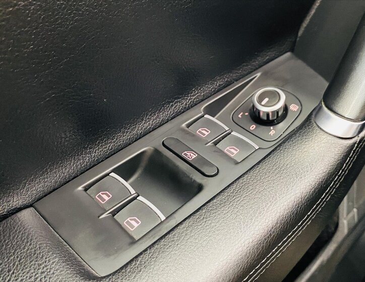 Volkswagen Passat Sedan / Limuzína 2,0 l 130 kw