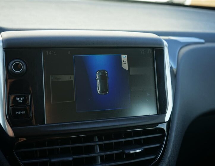 Peugeot 208 Hatchback 1,2 l 60 kw