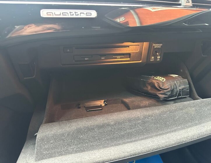 Audi A4 Kombi 2,0 l 140 kw