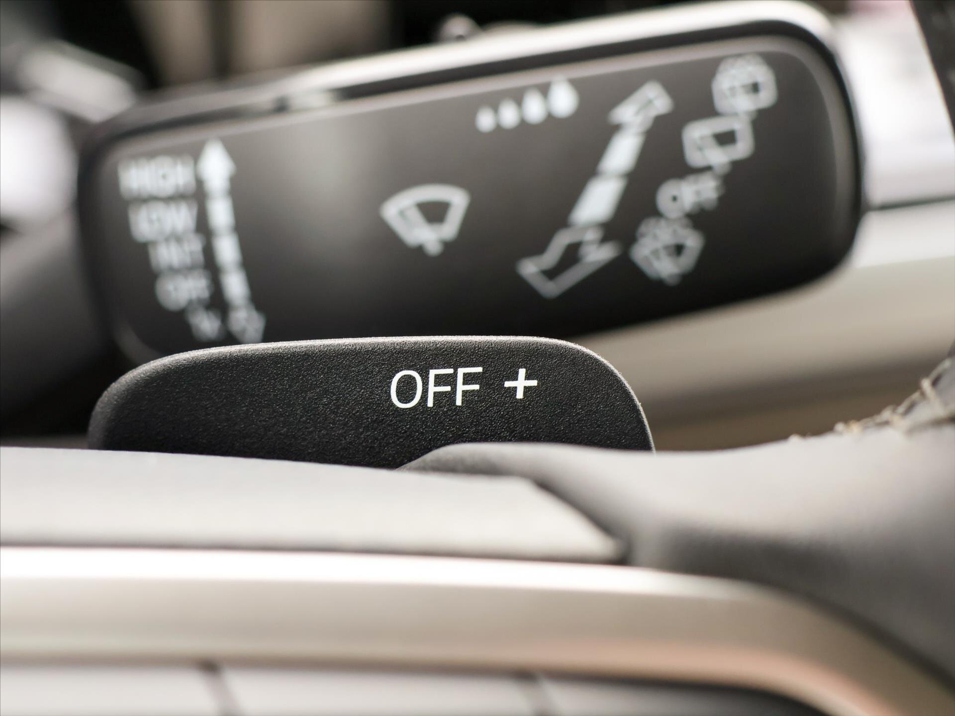 Volkswagen Multivan MPV 2,0 l 110 kw