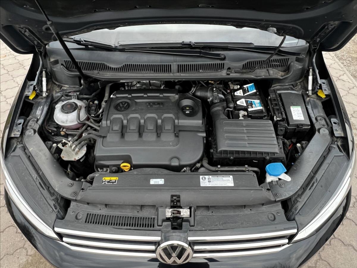 Volkswagen Touran Kombi 1,6 l 85 kw