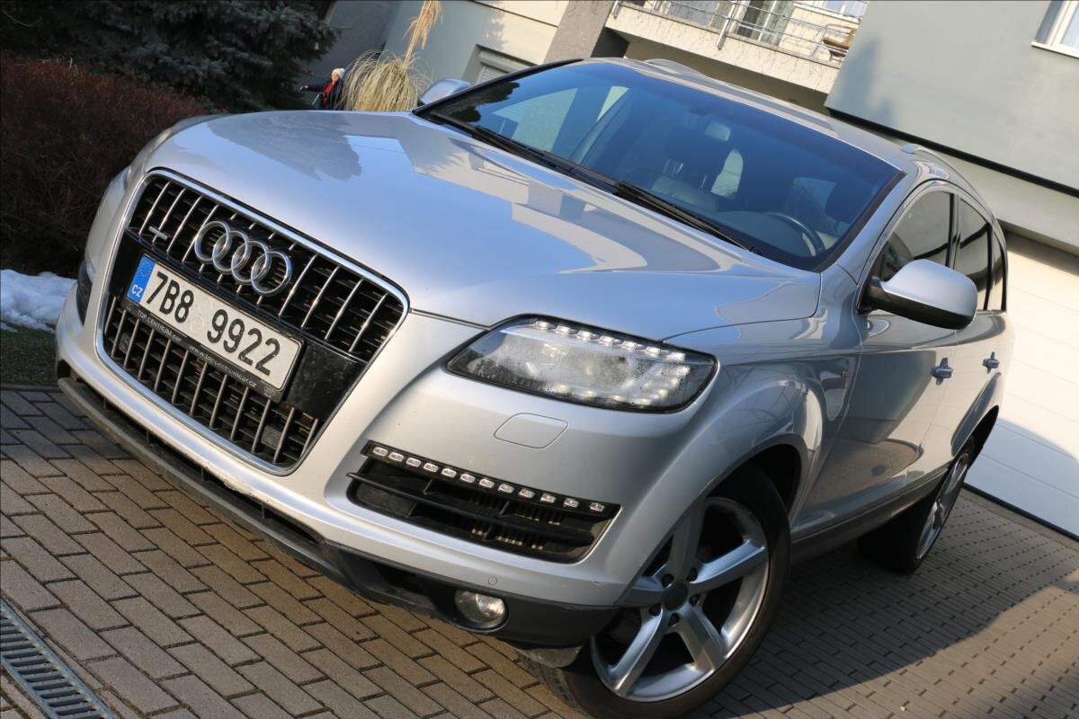 Audi Q7 Kombi 3,0 l 176 kw