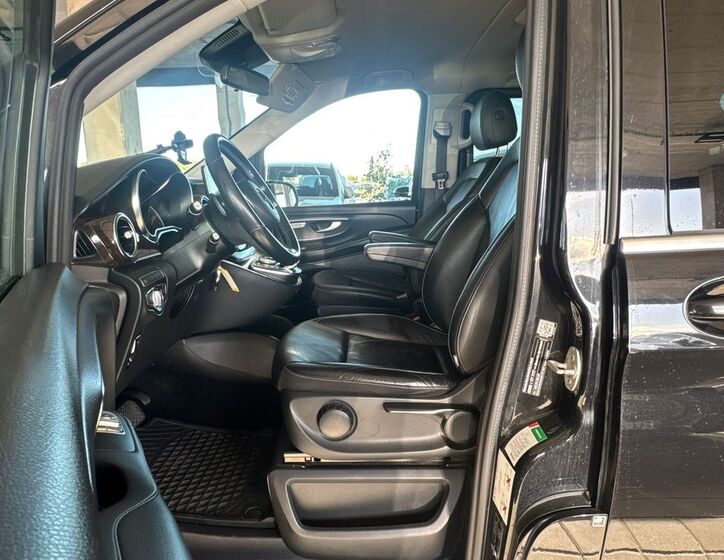 Mercedes-Benz Třídy V 11