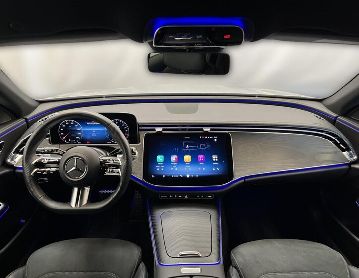 Mercedes-Benz Třídy E Kombi 2,0 l 145 kw