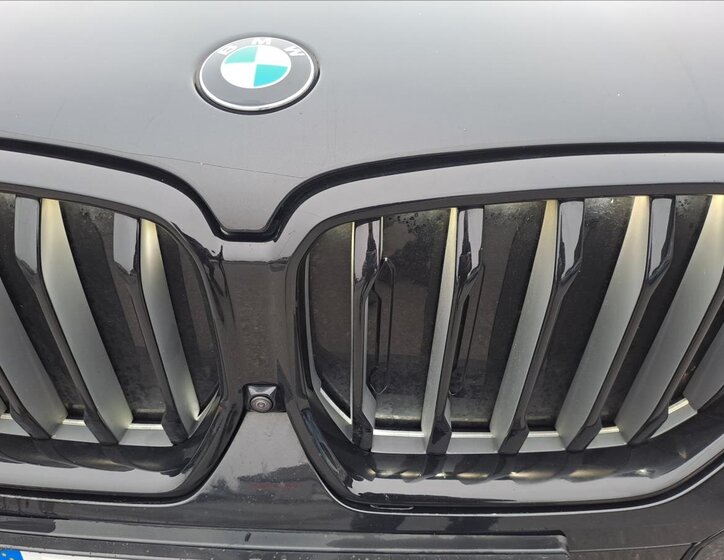 BMW X6 SUV 3,0 l 210 kw