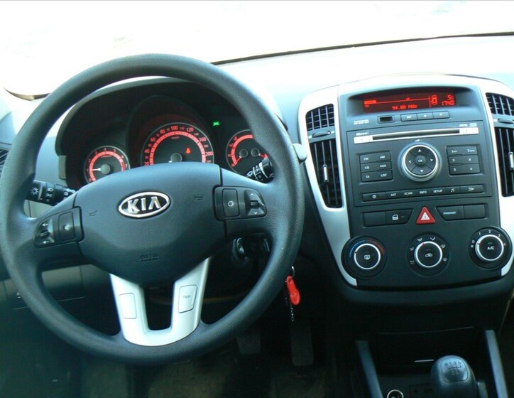 KIA Ceed Kombi 1,4 l 77 kw