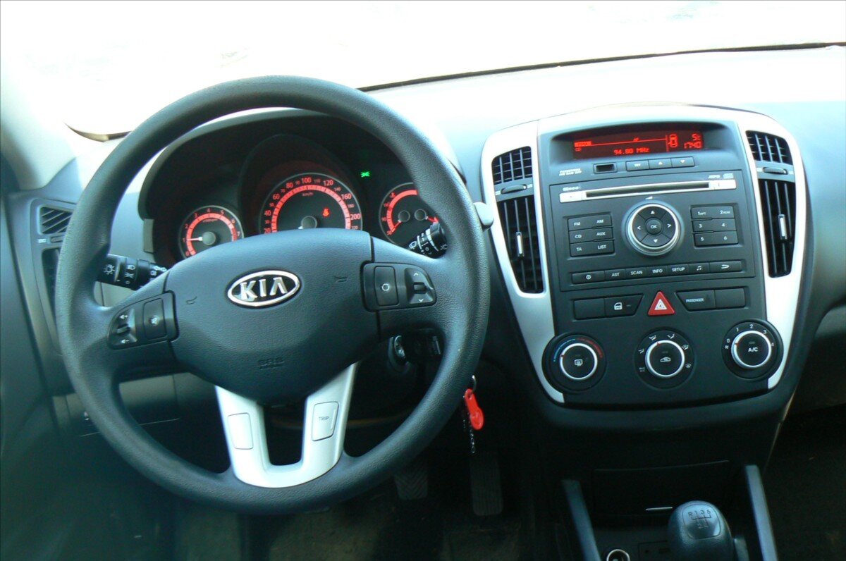 KIA Ceed Kombi 1,4 l 77 kw