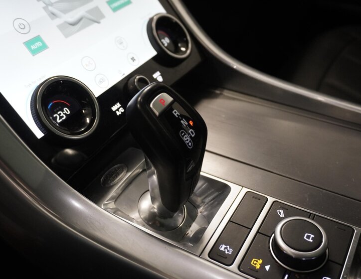 Land Rover Range Rover Sport SUV 3,0 l 225 kw