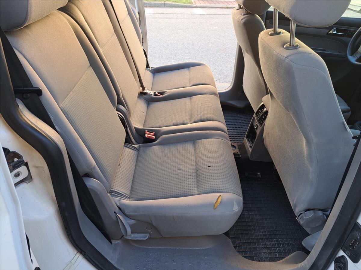 Volkswagen Caddy Kombi 1,9 l 77 kw