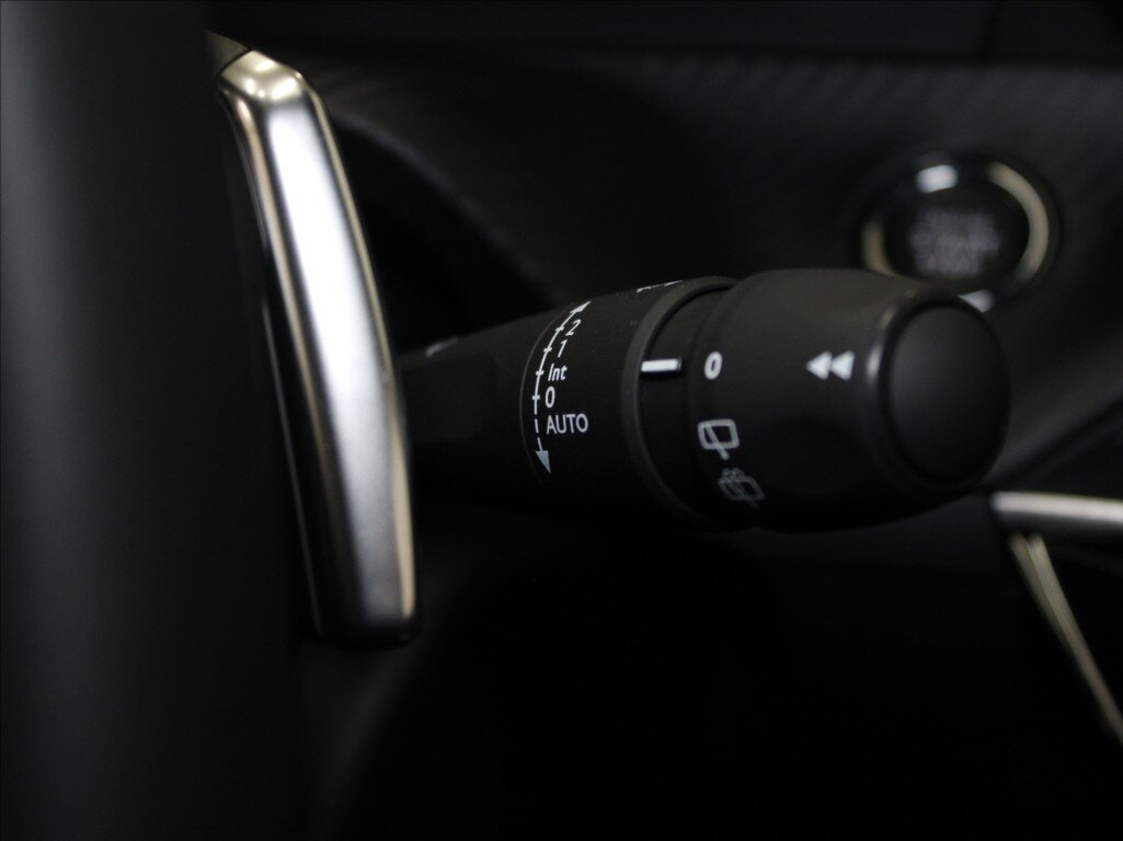 Peugeot 2008 SUV / Terénní 1,2 l 107 kw