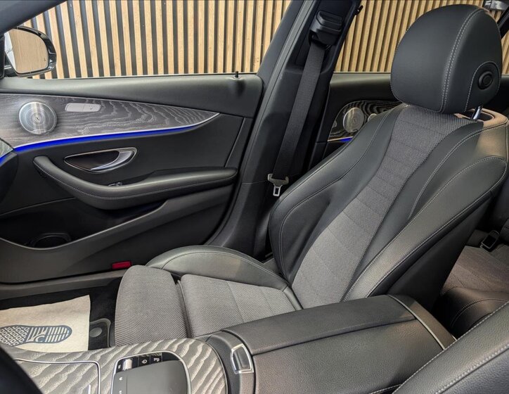 Mercedes-Benz Třídy E Kombi 2,0 l 143 kw