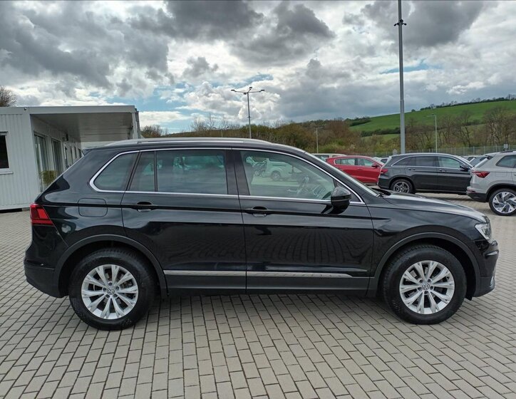 Volkswagen Tiguan SUV / Terénní 2,0 l 110 kw