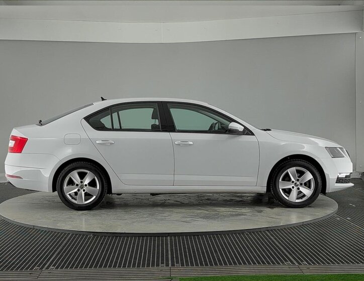 Škoda Octavia Liftback 1,6 l 85 kw