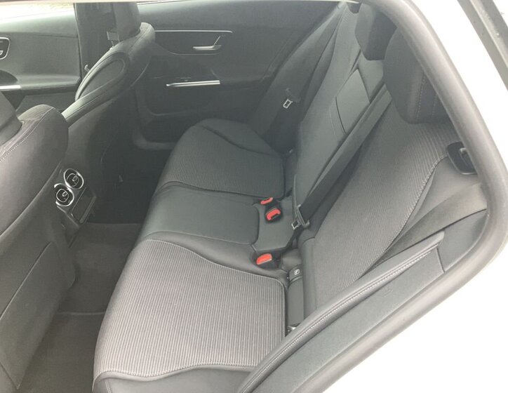 Mercedes-Benz Třídy C Kombi 2,0 l 120 kw