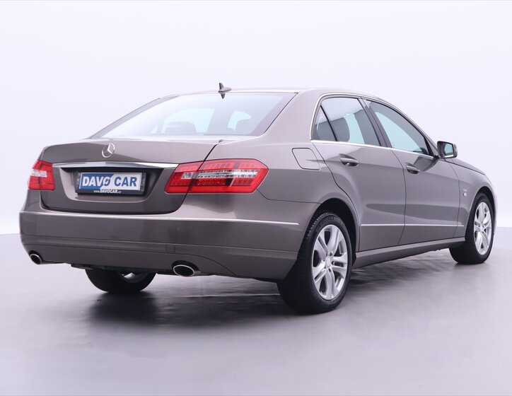 Mercedes-Benz Třídy E Sedan / Limuzína 3,0 l 150 kw