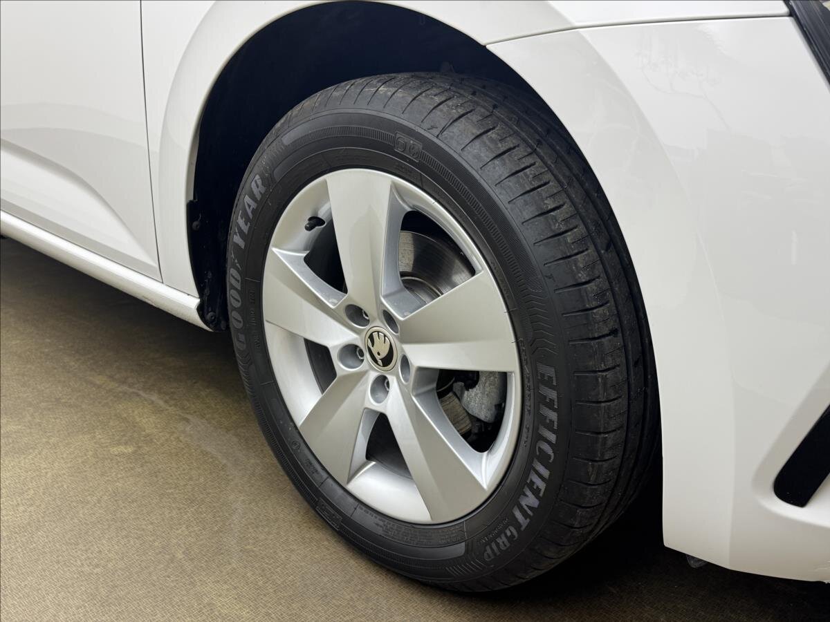 Škoda Scala Hatchback 999,0 81 kw