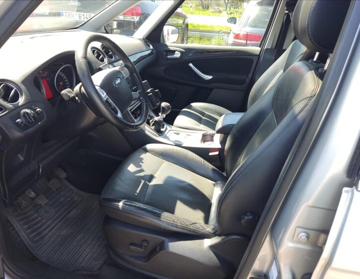 Ford Galaxy Kombi 2,0 l 103 kw