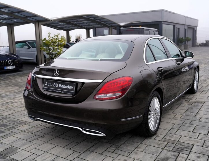 Mercedes-Benz Třídy C 6