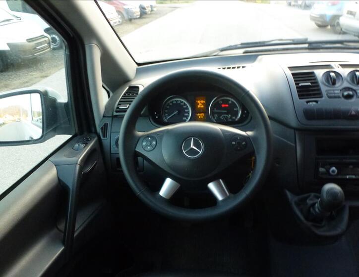 Mercedes-Benz Vito 29