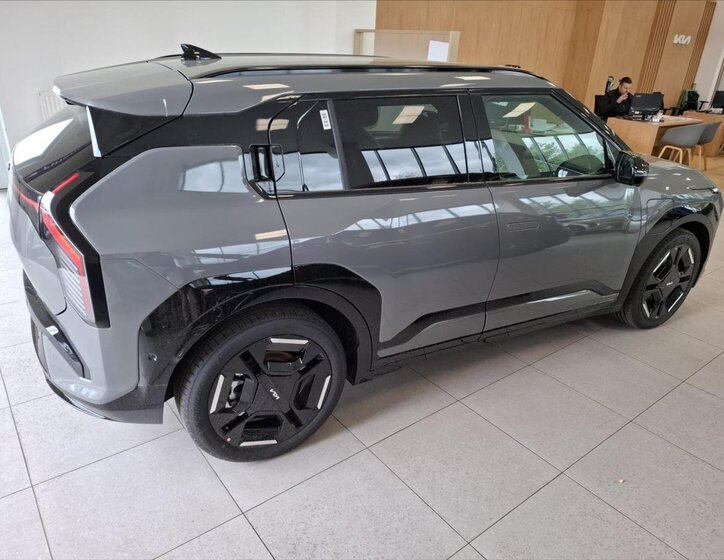 KIA EV3 CUV / Crossover 0,0 150 kw
