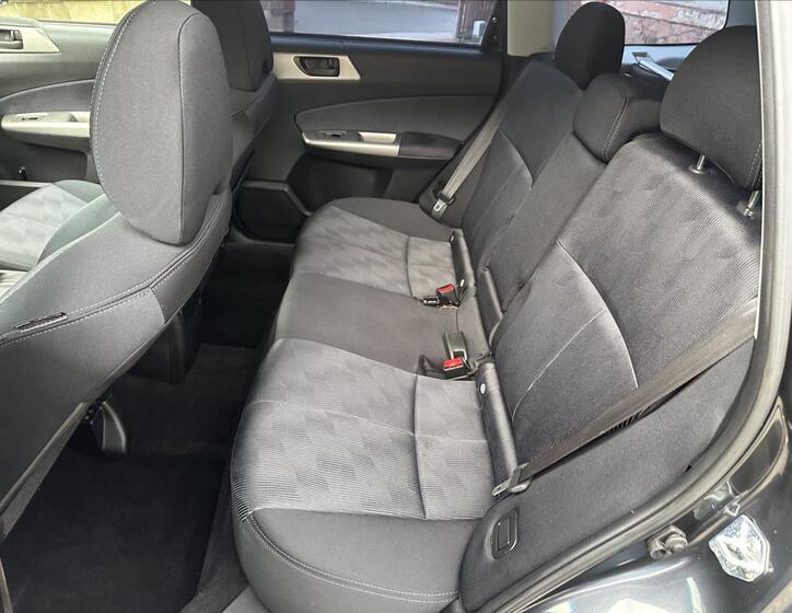 Subaru Forester 13