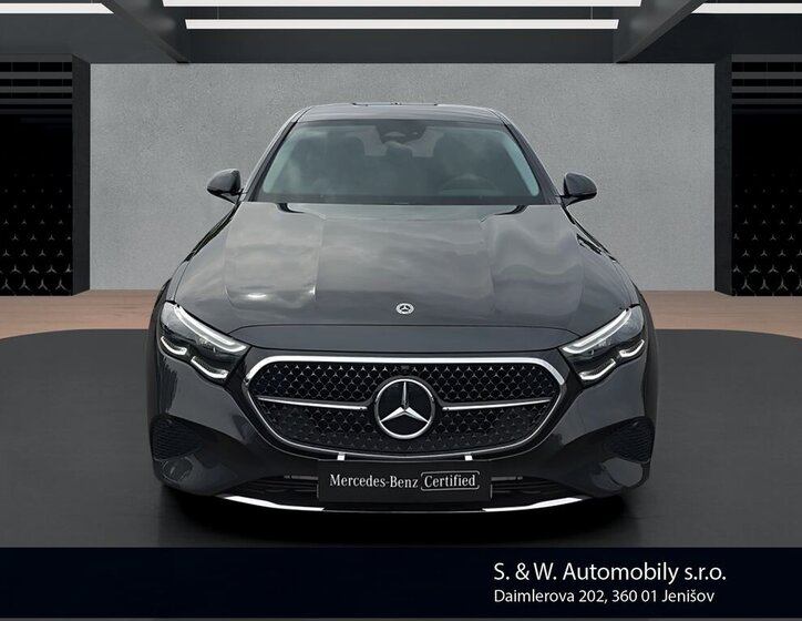 Mercedes-Benz Třídy E Sedan / Limuzína 2,0 l 145 kw