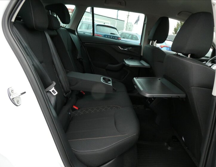 Škoda Kamiq Hatchback 999,0 81 kw