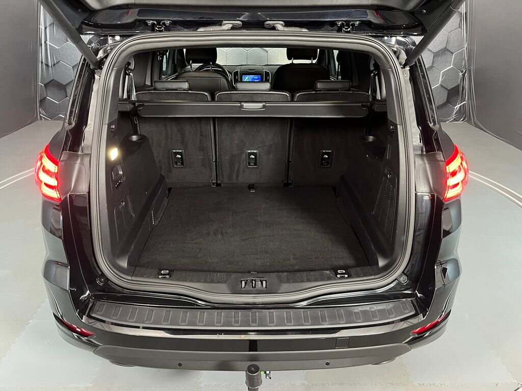 Ford S-MAX MPV 2,5 l 140 kw