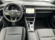 Lexus LBX 9