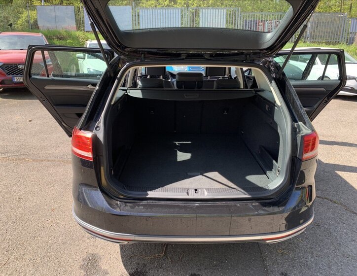 Volkswagen Passat Kombi 2,0 l 140 kw