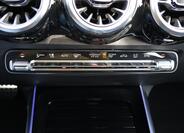 Mercedes-Benz GLB 38