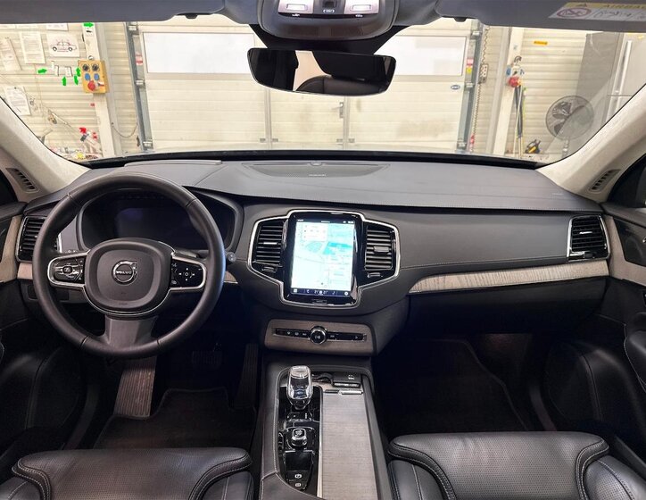 Volvo XC90 SUV 2,0 l 173 kw