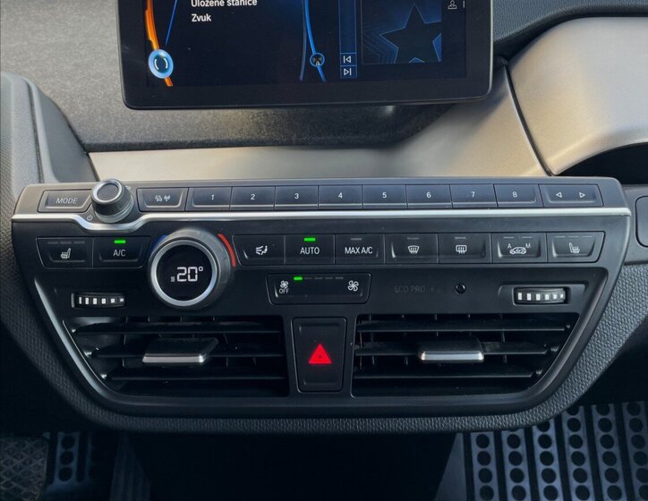 BMW i3 Hatchback 647,0 75 kw