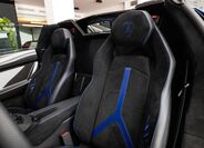 Lamborghini Aventador 7