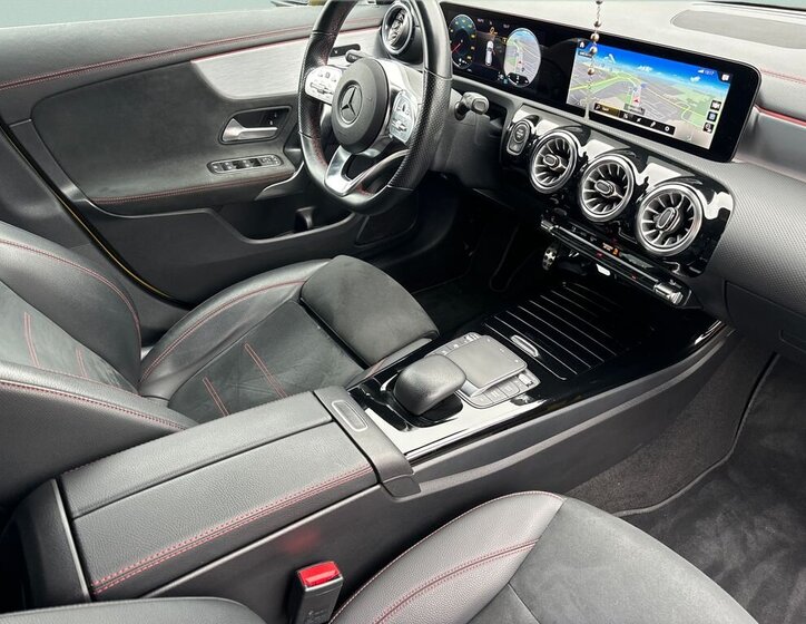 Mercedes-Benz CLA Kupé 1,3 l 100 kw