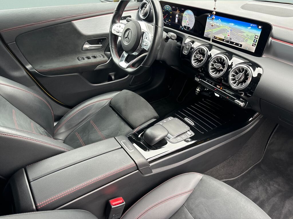 Mercedes-Benz CLA Kupé 1,3 l 100 kw