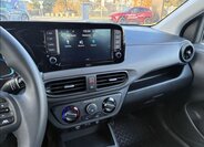 Hyundai i10 23