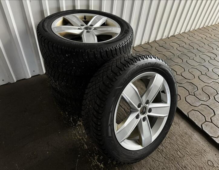 Volkswagen Passat 43