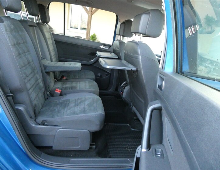 Volkswagen Touran MPV 1,2 l 81 kw