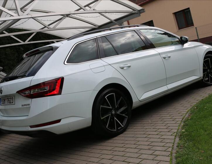 Škoda Superb 6