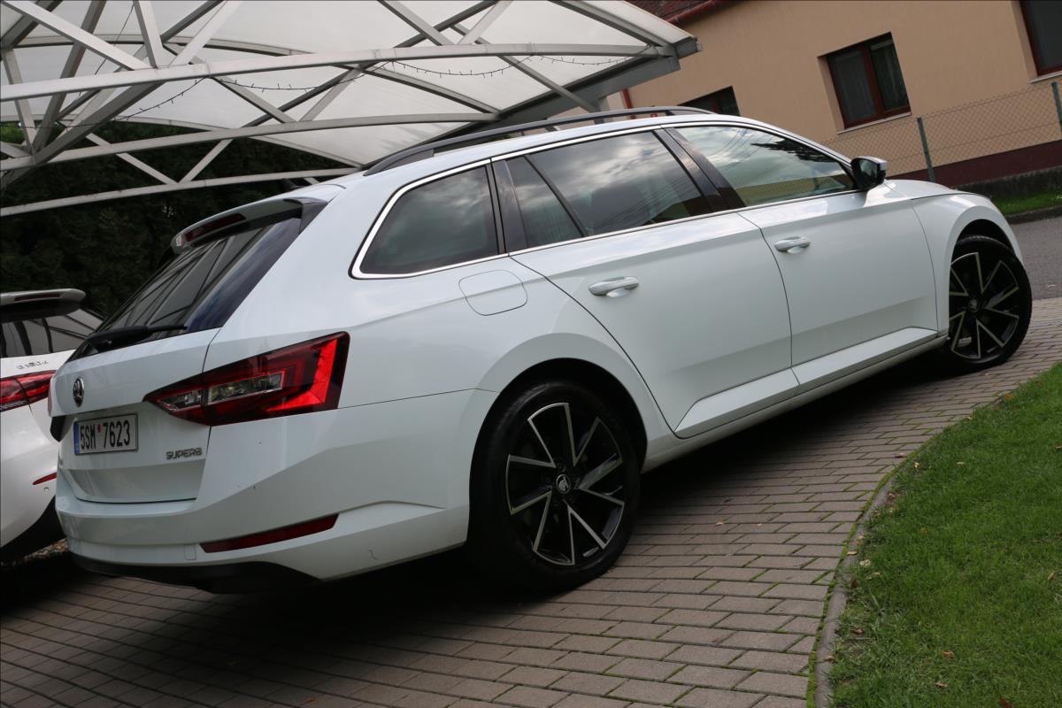 Škoda Superb