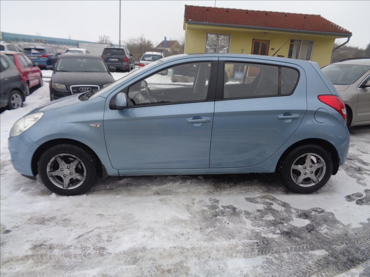 Hyundai i20 Hatchback 1,2 l 57 kw