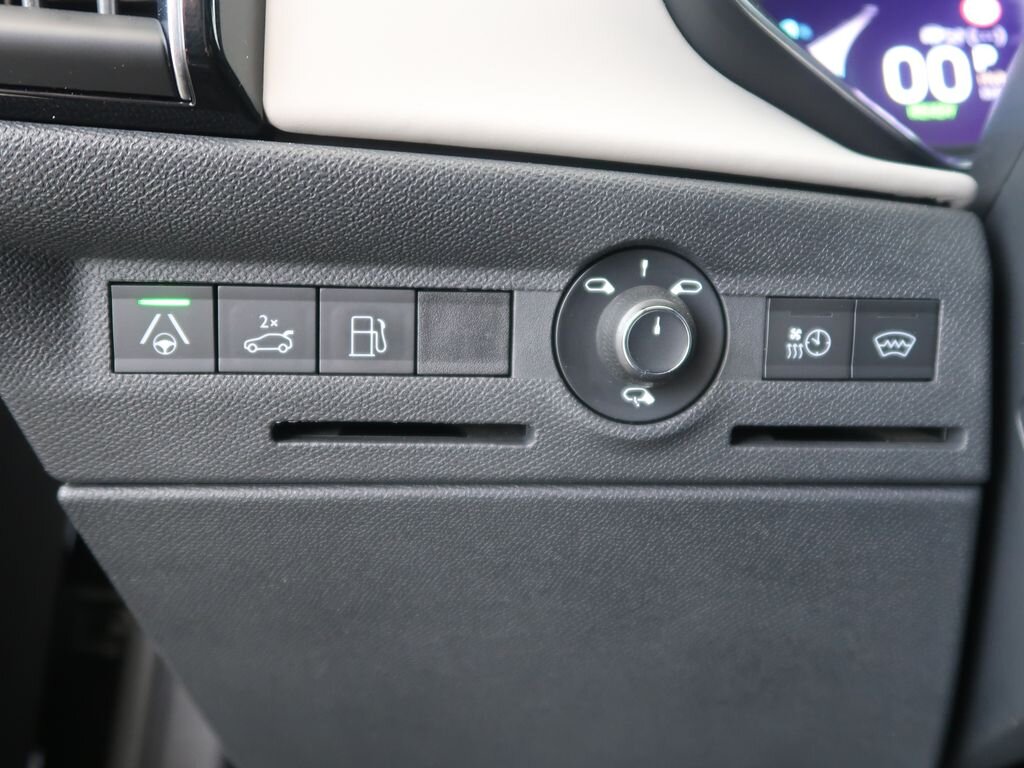 DS Automobiles DS9 Sedan / Limuzína 1,6 l 147 kw